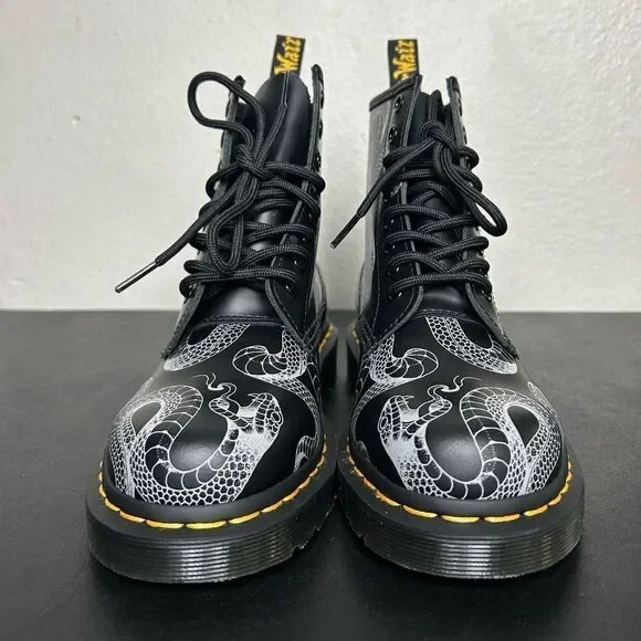 NEW Dr. Martens 1460 Wild Serpant Smooth Black Leather Boots Size 5 Women’s - Picture 3 of 9